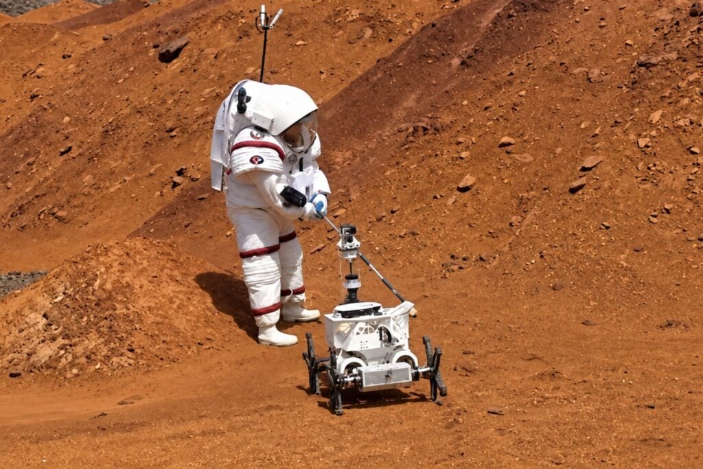 El pueblo que España enterró bajo una mina: allí nació una parte de la historia del fútbol y hoy la NASA mira a Marte