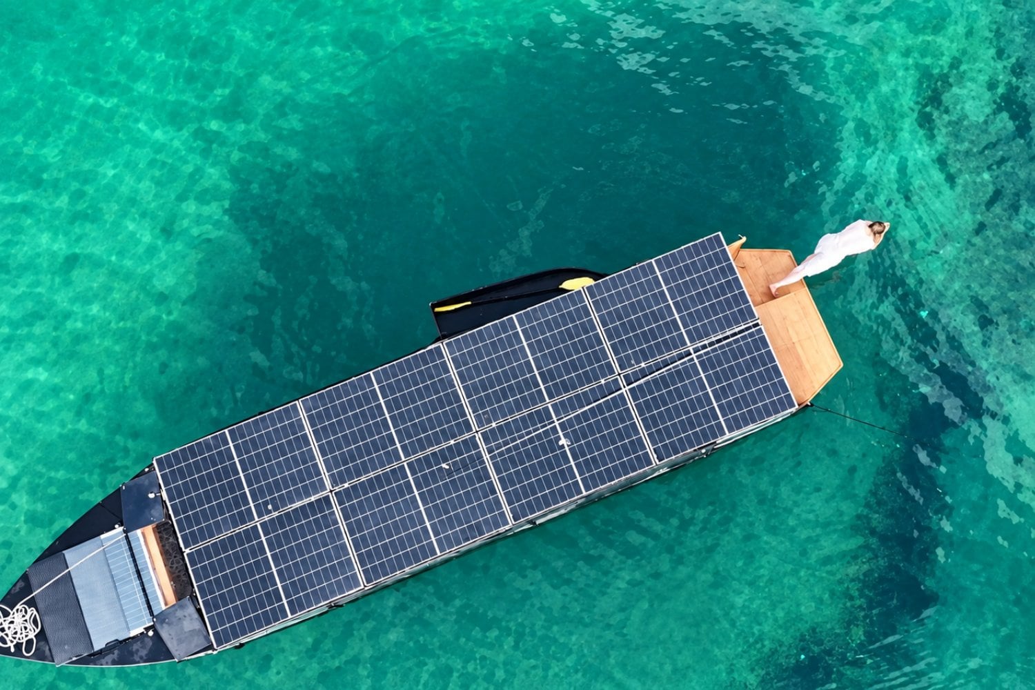 Un barco solar completa 5.500 kilómetros sin usar combustible fósil