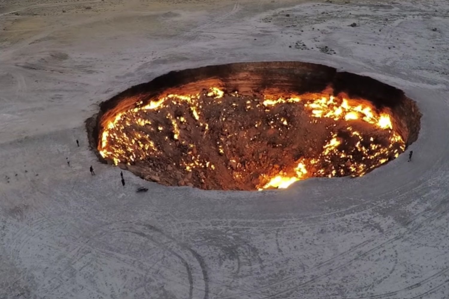 La “Puerta del Infierno” de Turkmenistán lleva décadas ardiendo, pero pudo encenderse mucho después de lo que se creía