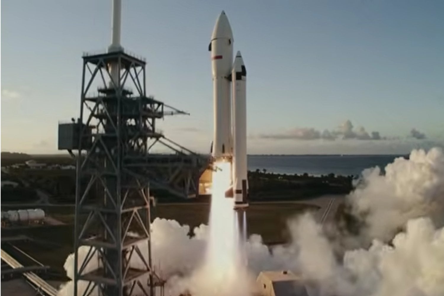 NASA presenta a Crew-14: cuatro astronautas vivirán seis meses en la Estación Espacial Internacional