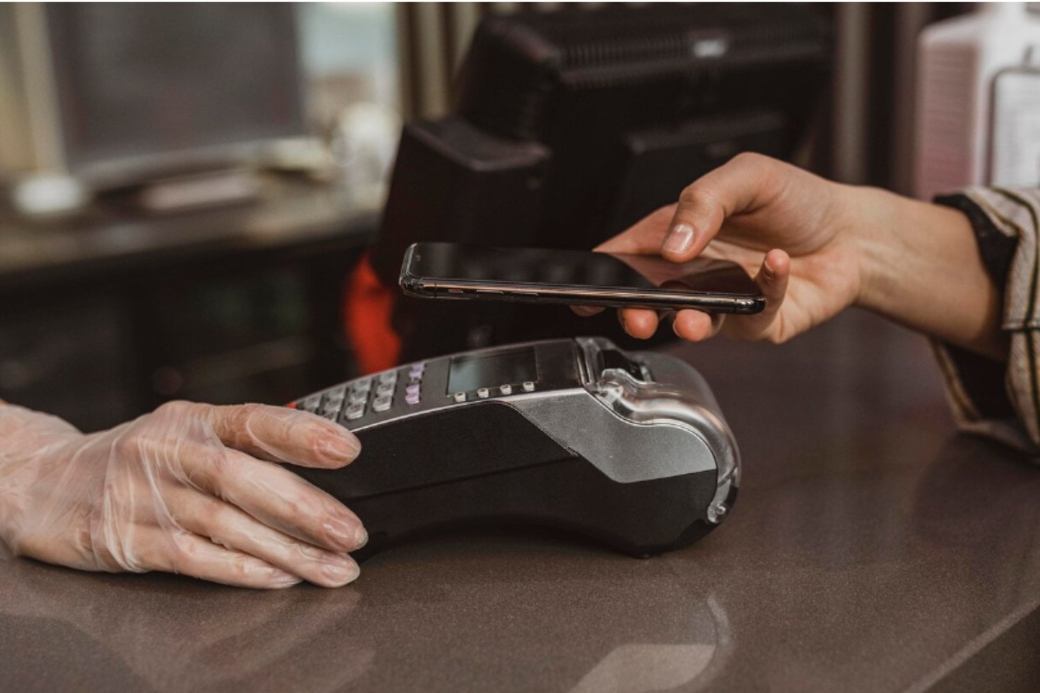 Pago sin contacto: cómo funciona la tecnología NFC y qué tan segura es