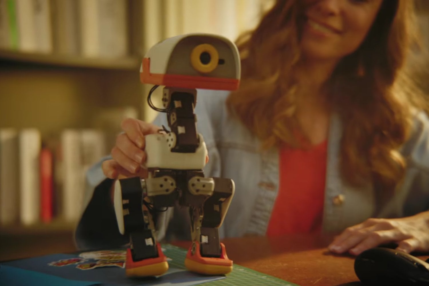 Microduck, el pato robot que convierte un escritorio en un laboratorio de inteligencia artificial