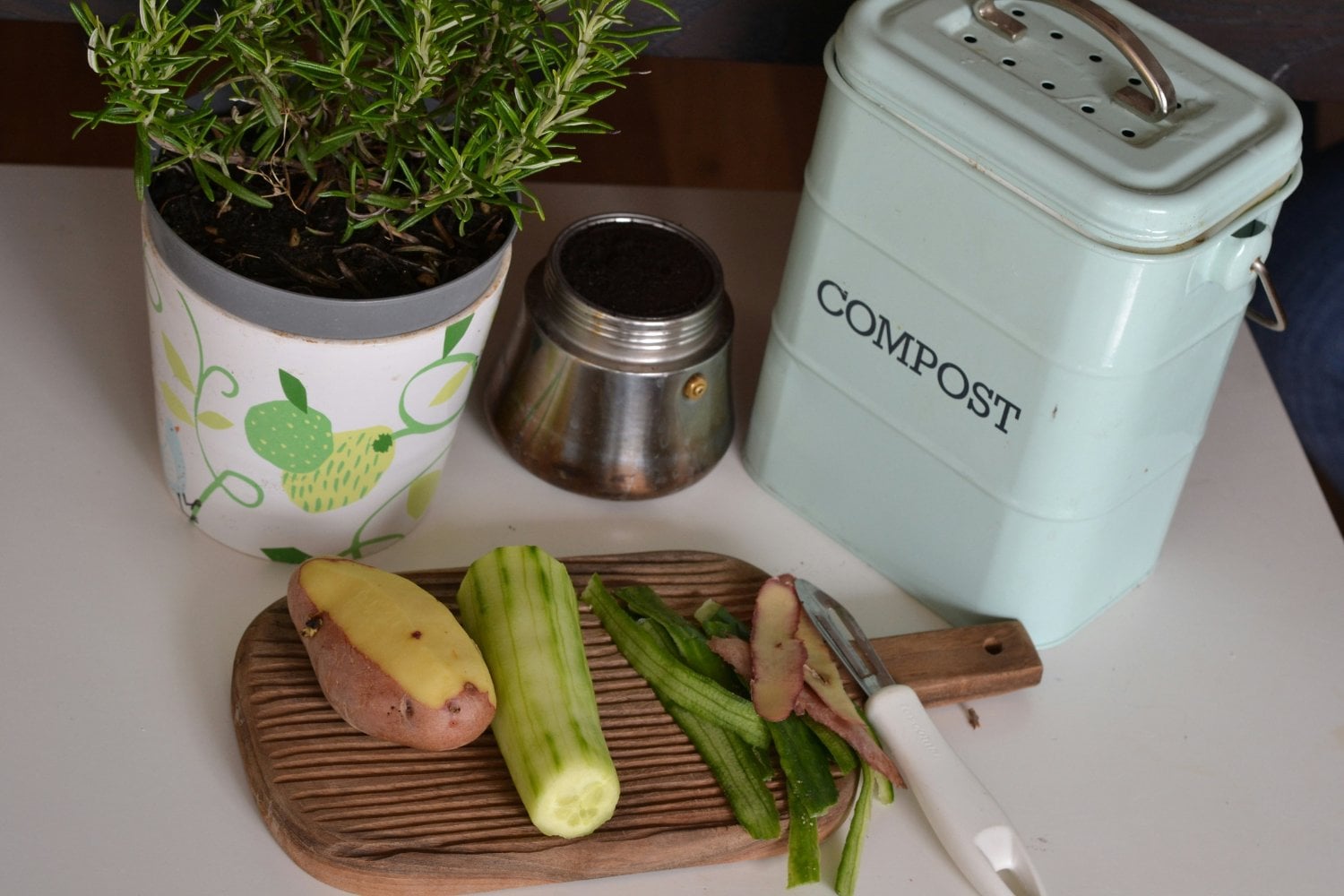 El compost también sufre con el calor: cómo evitar que se seque y deje de funcionar