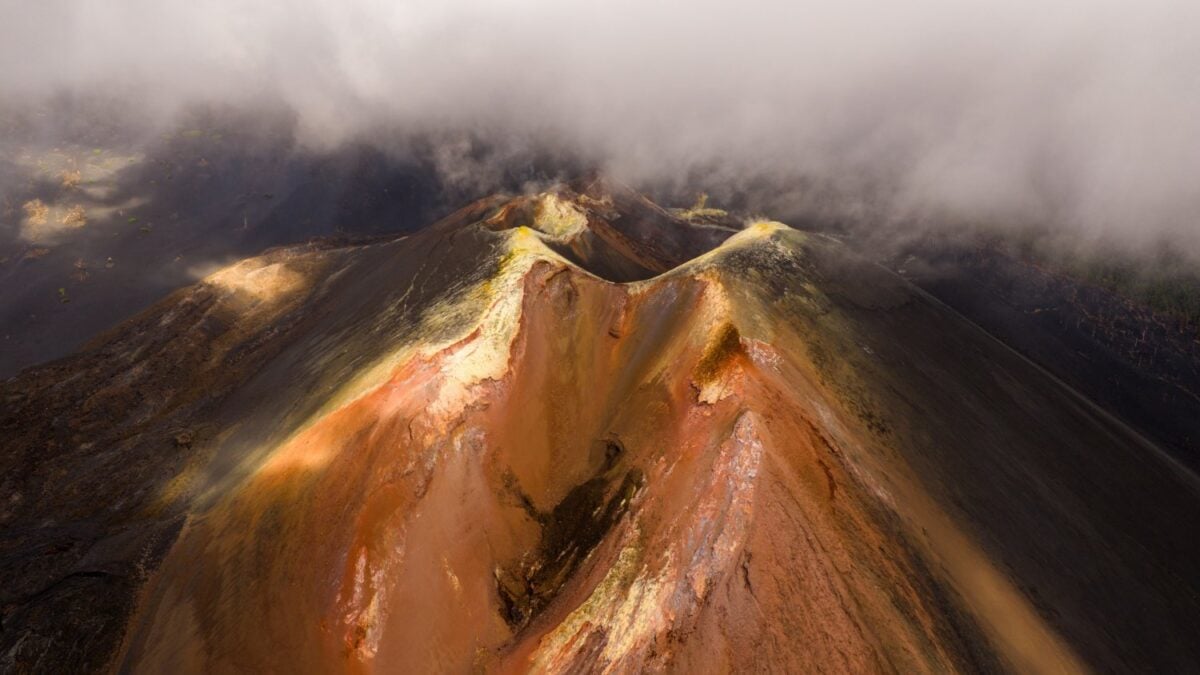Tres erupciones en 75 años le cambiaron el mapa a La Palma para siempre: un estudio midió el terreno nuevo que generaron, casi 1.900 hectáreas