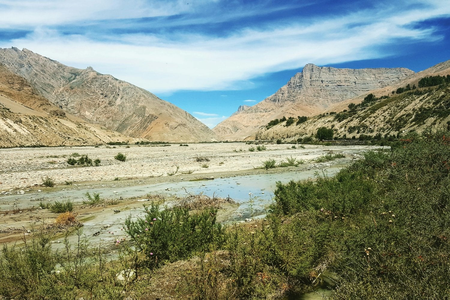Rio Con Poca Agua