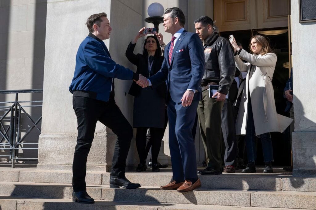El Pentágono le acaba de dar a Elon Musk 120 días para pensar cómo serán las armas de las próximas guerras