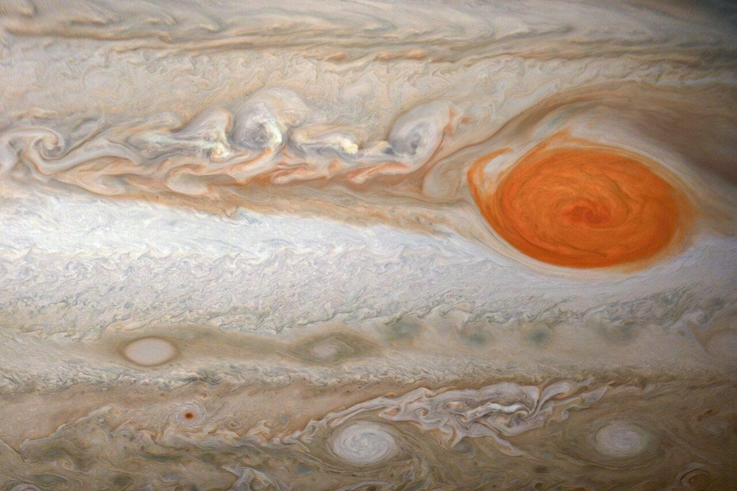 Júpiter lleva miles de millones de años enfrentándose a una amenaza invisible del Sol. La NASA acaba de descubrir que su defensa es mucho más extraña de lo que imaginábamos