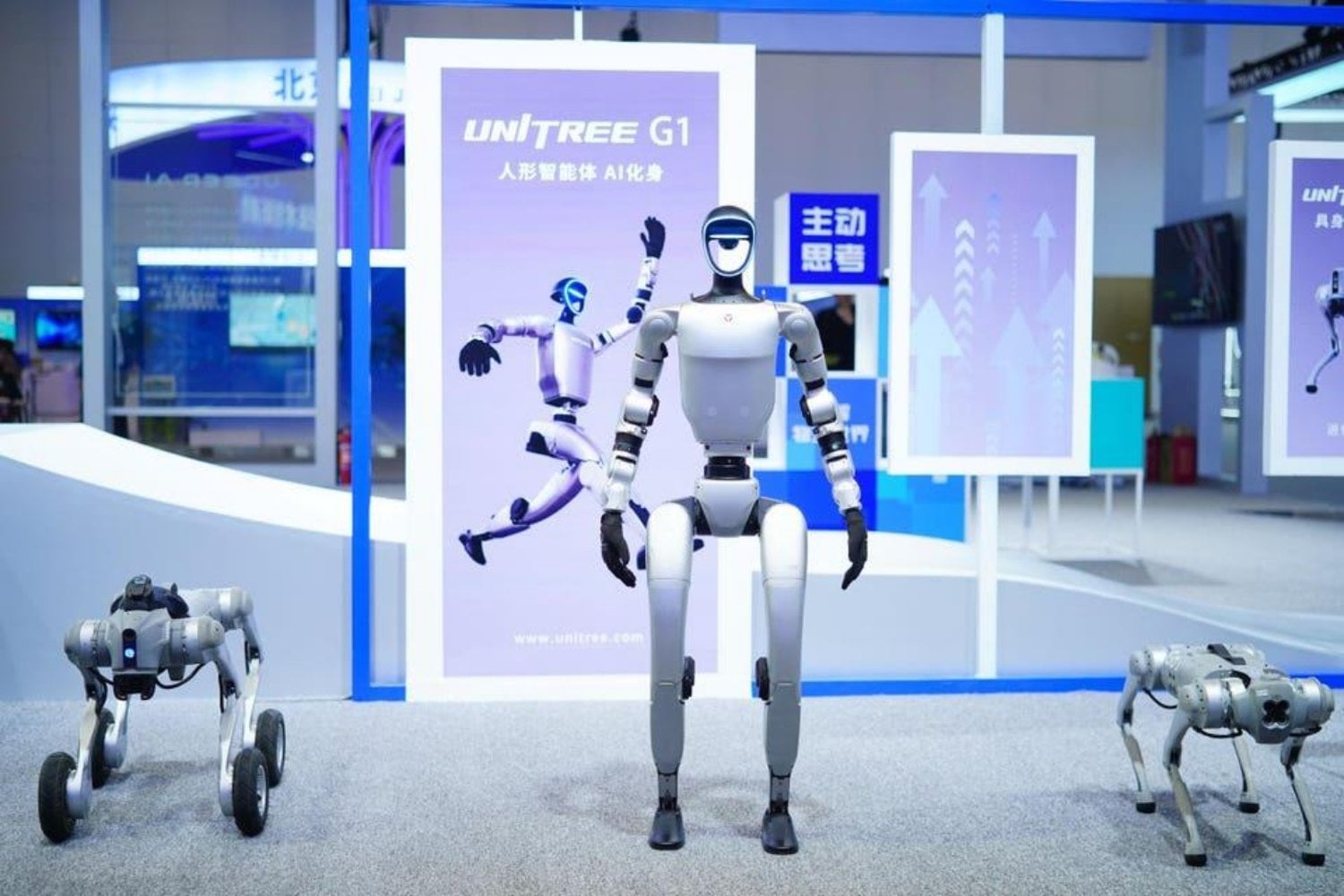 Una empresa de Estados Unidos está contratando paseadores de perros robot por 20 dólares la hora. El motivo revela un problema que la IA todavía no sabe resolver