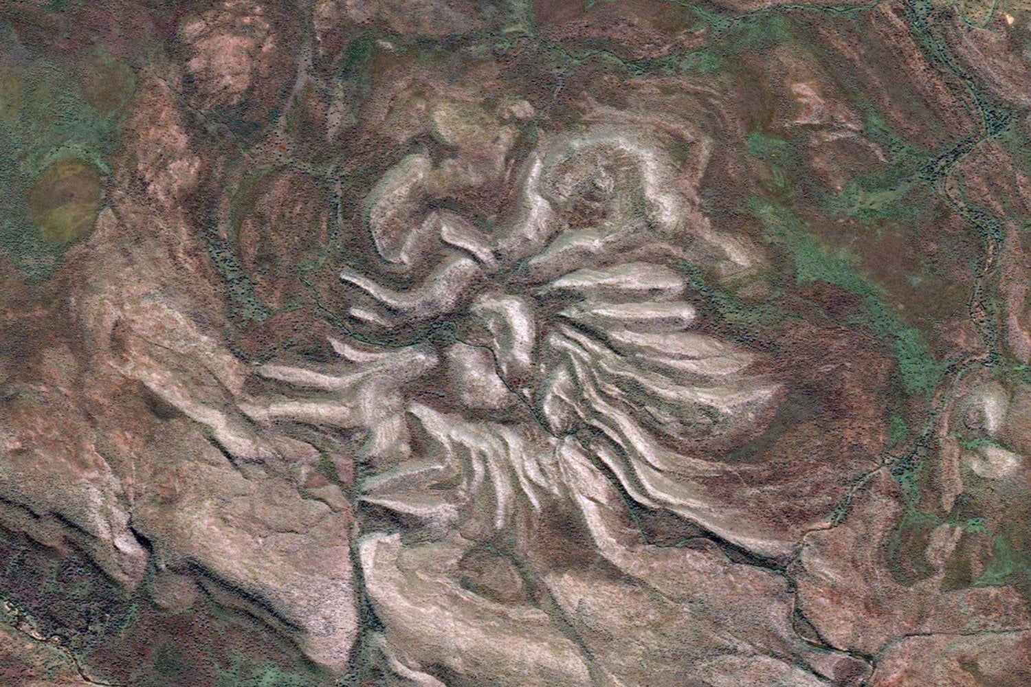 La NASA acaba de fotografiar una gigantesca araña de piedra en Australia. El misterio es qué ocurrió allí hace cientos de millones de años