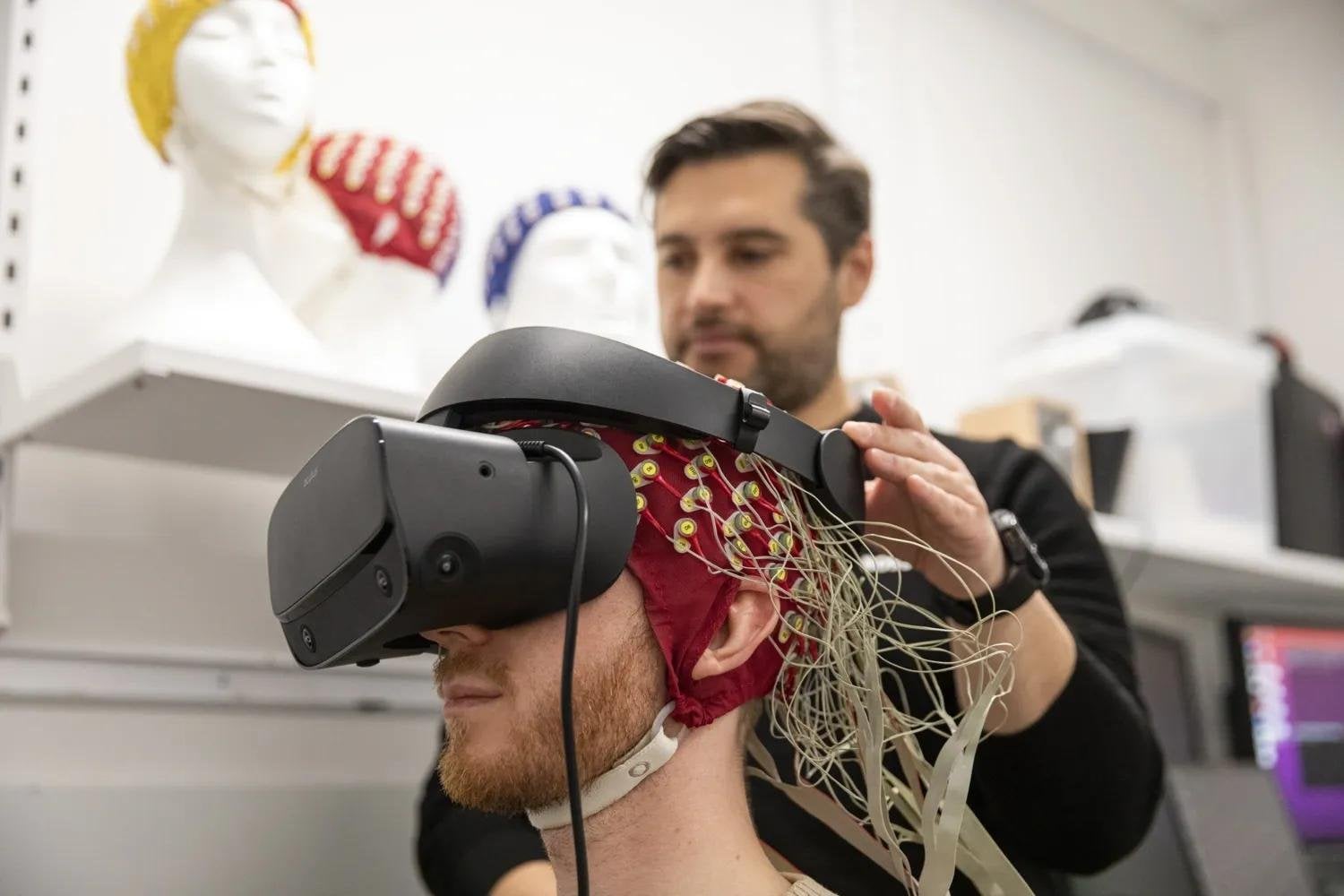 Los científicos encontraron una forma de entrenar al cerebro para saber cuándo está soñando. La realidad virtual consiguió resultados sorprendentes en el 85 % de los participantes