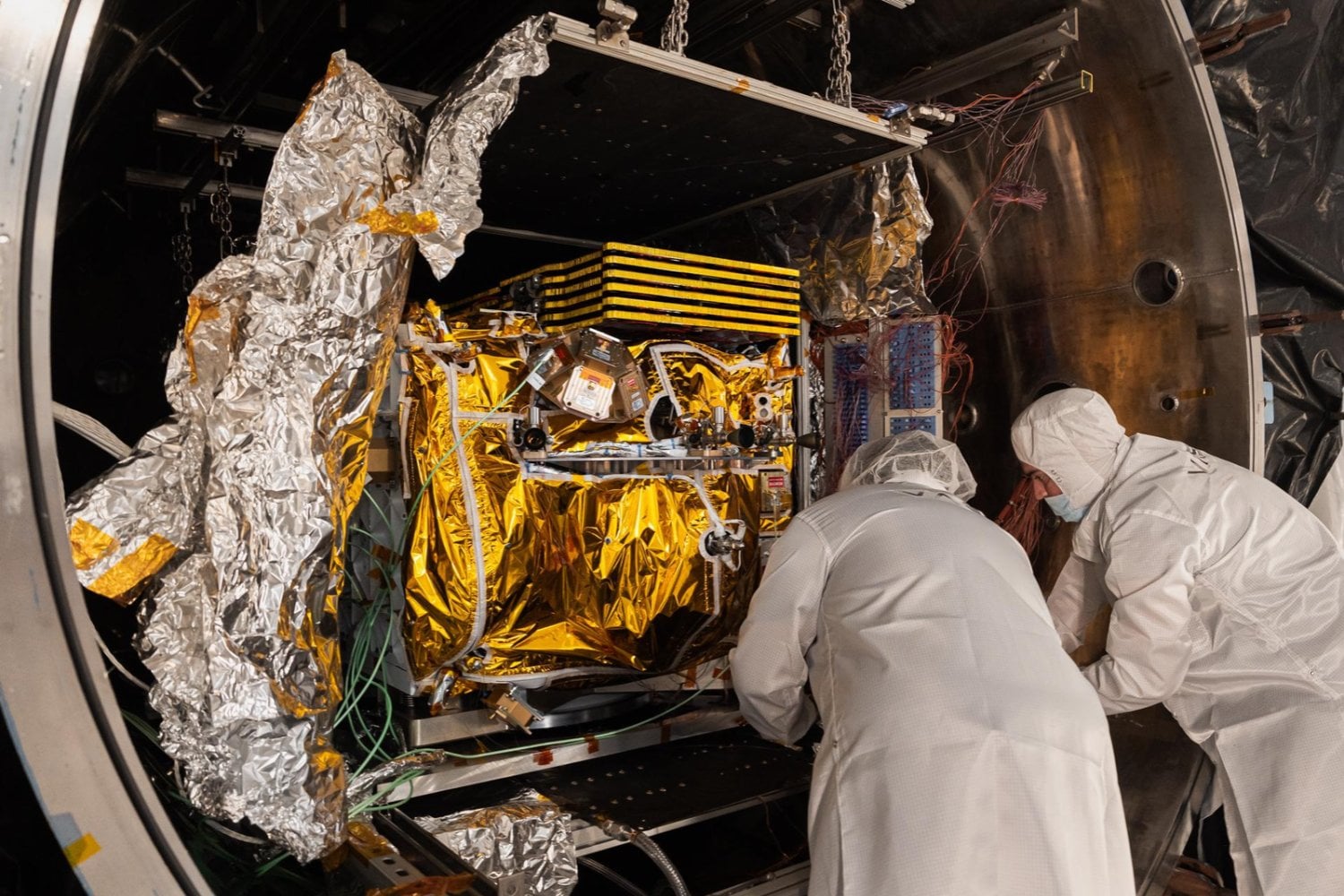 La NASA quiere explorar los rincones más oscuros de la Luna. Sus nuevas baterías acaban de superar una prueba que parecía imposible