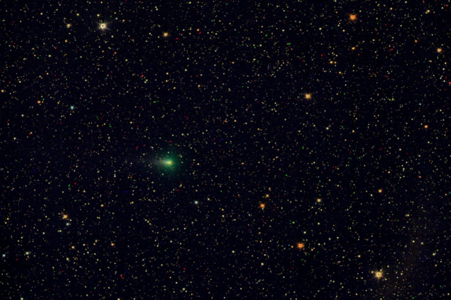 El cometa 3I/ATLAS llegó desde otro sistema estelar y acaba de revelar una pista inesperada sobre su origen. La respuesta estaba escondida en su cola