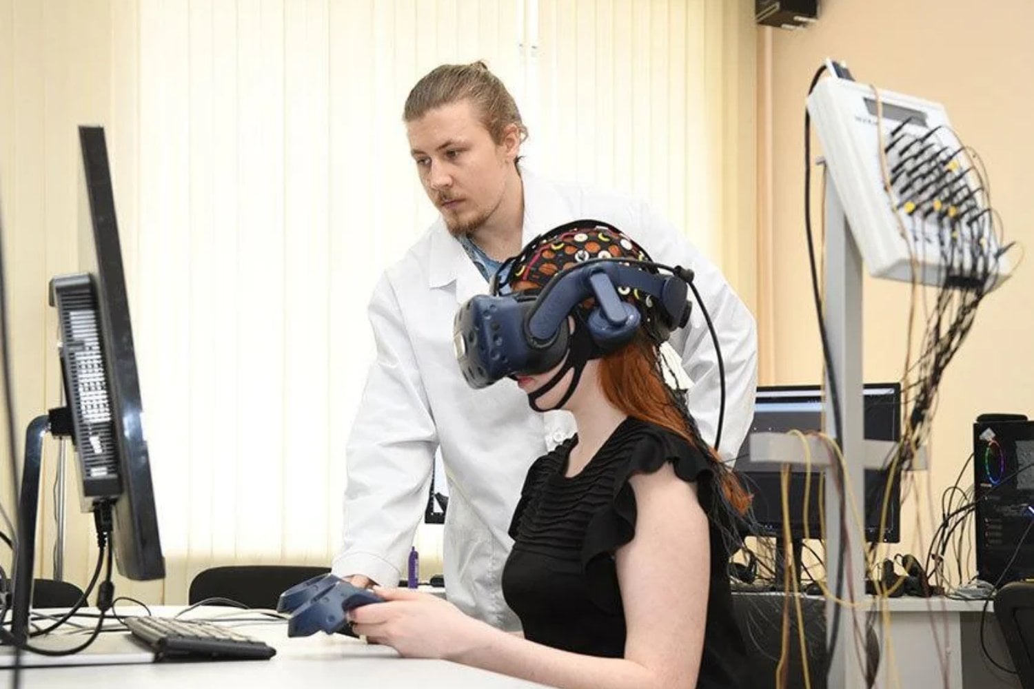 Los científicos encontraron una forma de entrenar al cerebro para saber cuándo está soñando. La realidad virtual consiguió resultados sorprendentes en el 85 % de los participantes