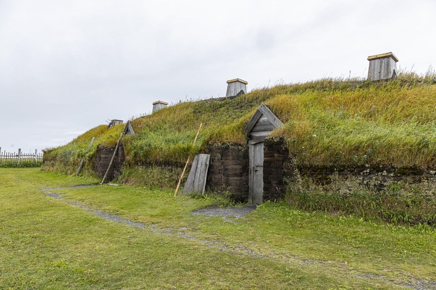 Los vikingos llegaron a América 500 años antes que Colón. La historia de lo que hicieron allí esconde un misterio que todavía no hemos resuelto