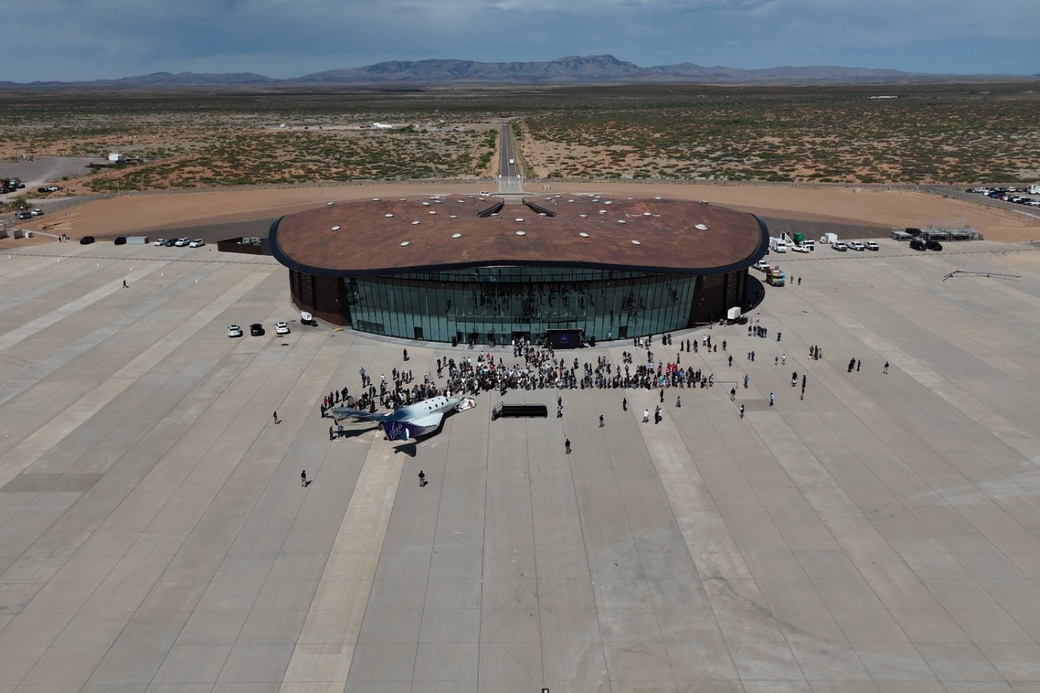 China ya vende un paquete turístico de seis días cuyo quinto día termina en el espacio. Cuesta 760.000 dólares