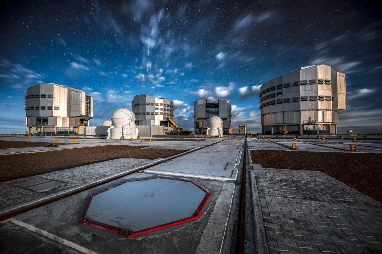 Los astrónomos buscaban una luna fuera del sistema solar y encontraron algo extraordinario. Es casi tan masivo como Júpiter y nadie sabe muy bien cómo llamarlo