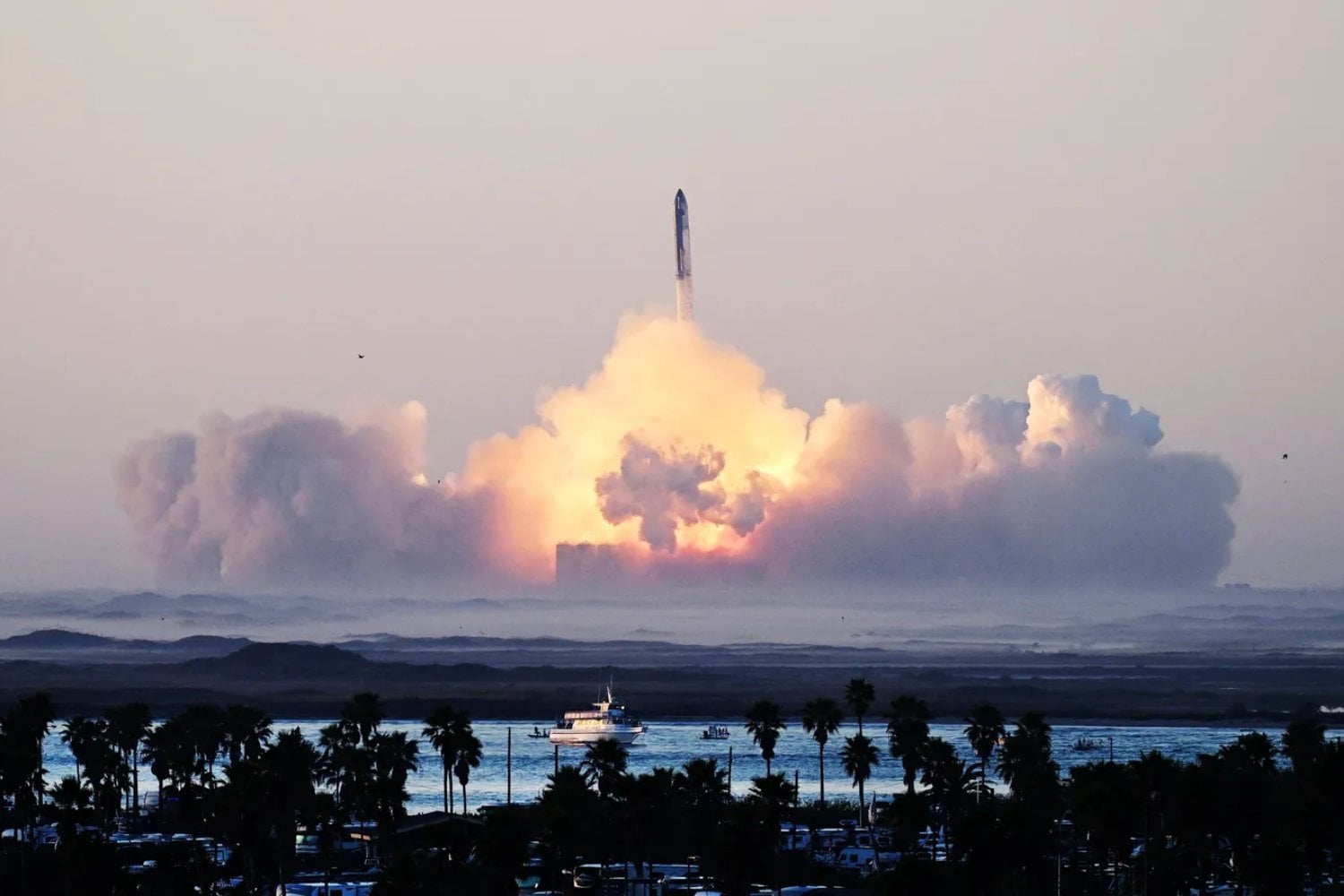 Trump decidió que la IA ya no se llama IA. Elon Musk tardó cinco días en rebautizar SpaceXAI como SpaceXSI