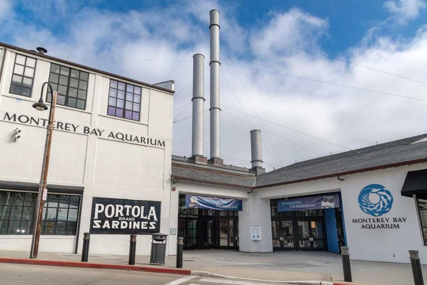En California había una fábrica que enlataba sardinas por millones. Hoy los peces nadan en el mismo lugar y atraen a visitantes de todo el mundo