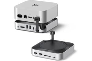 UGREEN USB C Docking Station and Support