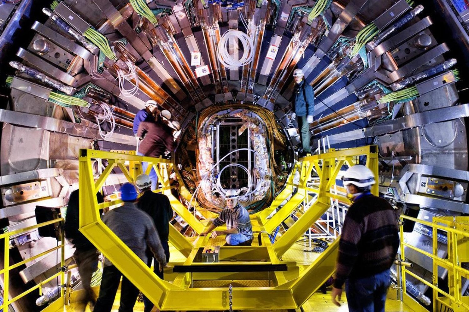 El CERN ha gastado miles de millones intentando descifrar los secretos del universo. Ahora ha calculado cuánto gana la sociedad y el resultado sorprende