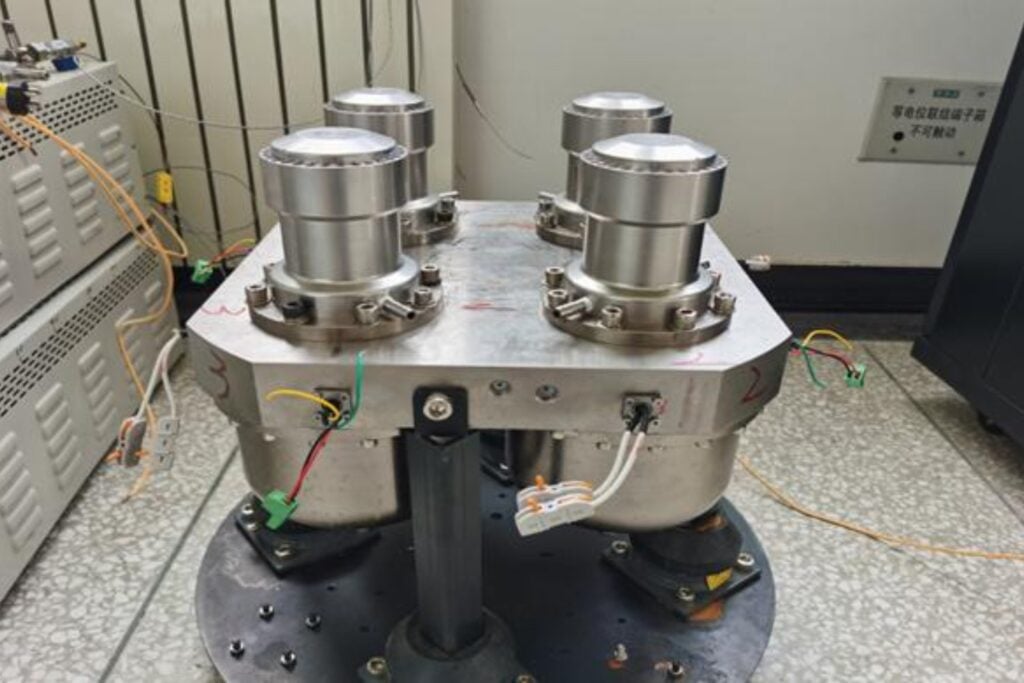 China encontró una manera de alcanzar los 270 °C sin quemar combustible en el proceso. El secreto está en algo inesperado: el sonido