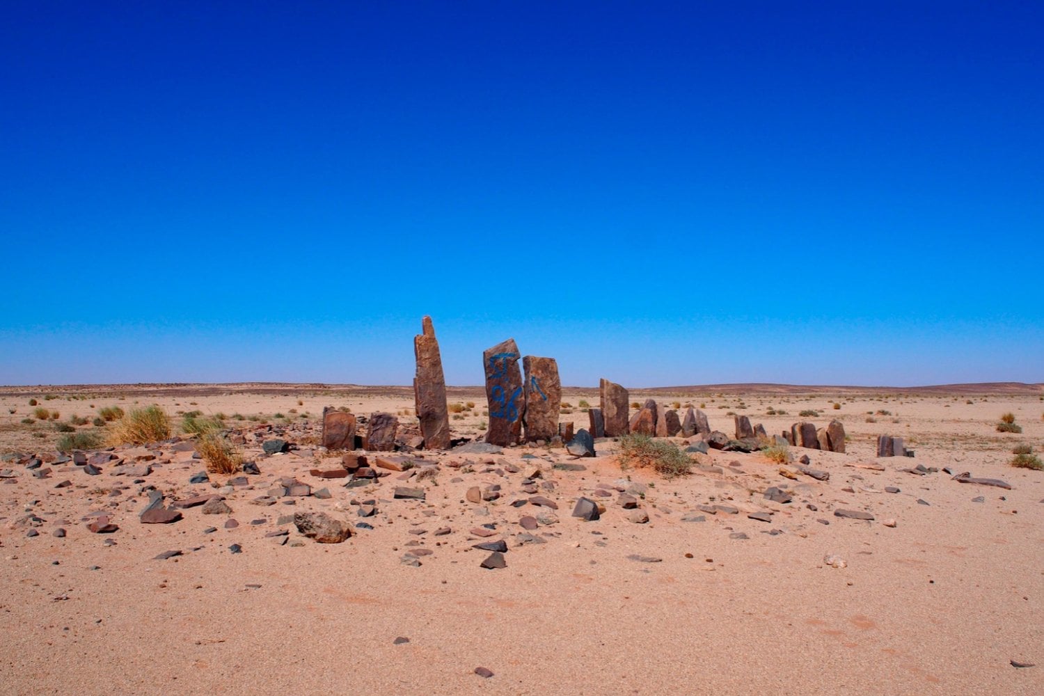 Hace 4.400 años, alguien construyó una extraña tumba de 55 metros en el Sáhara. Su interior escondía un secreto que los arqueólogos tardaron ocho años en descifrar