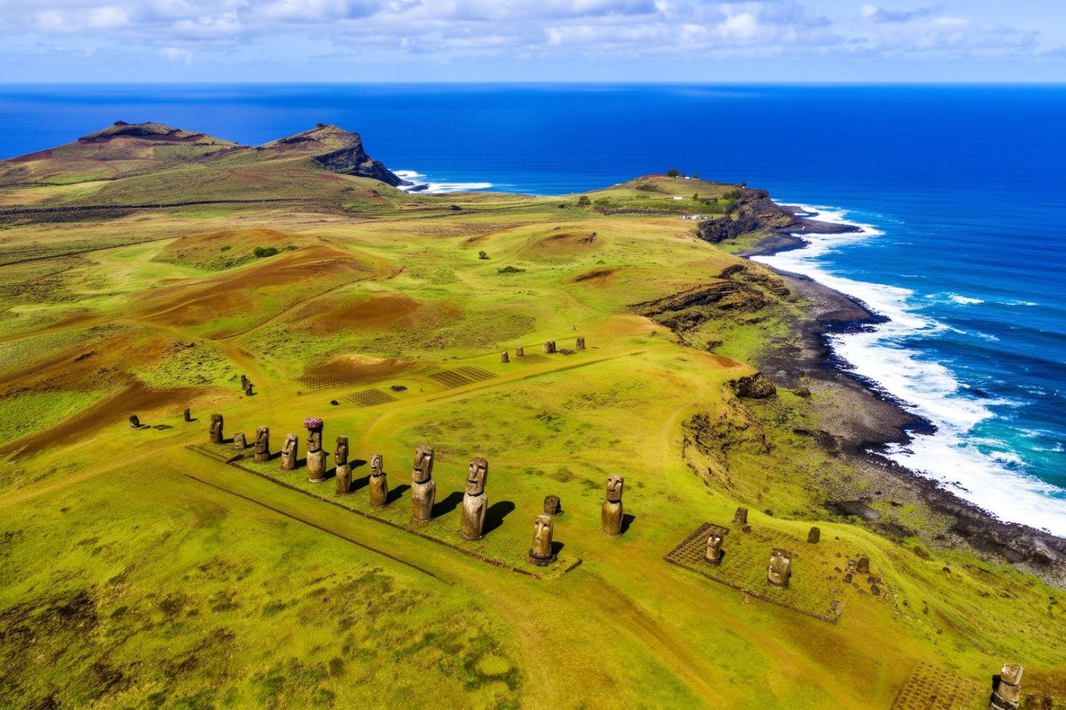 Rapa Nui y Hawái están separadas por 7.000 kilómetros de océano. Un estudio del ADN acaba de revelar un vínculo inesperado entre sus primeros habitantes