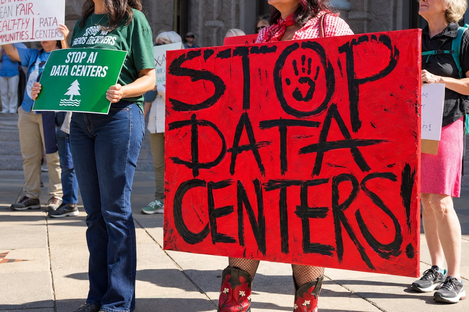 Estados Unidos está construyendo más centros de datos que nunca y la inteligencia artificial se ha convertido en el motor de su economía