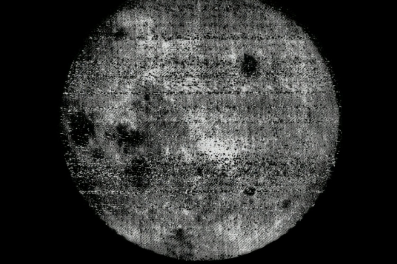 Así fueron las primeras imágenes de la cara oculta de la Luna obtenidas por Luna 3