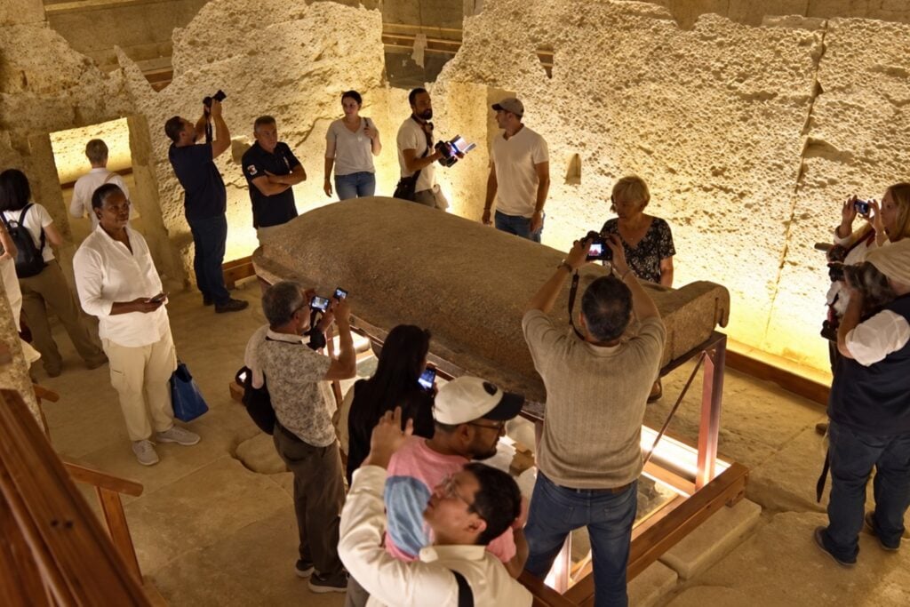 Egipto restaura una tumba faraónica de 3.400 años y permite conocer su interior por primera vez en décadas