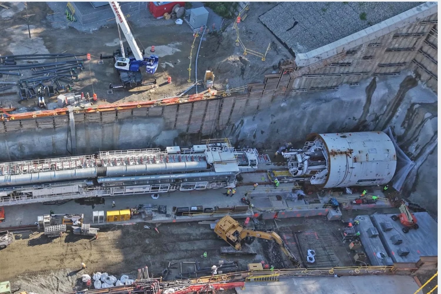 Una tuneladora gigante de 1.680 toneladas comenzó a perforar Nueva York: construirá un túnel ferroviario de 16.000 millones de dólares