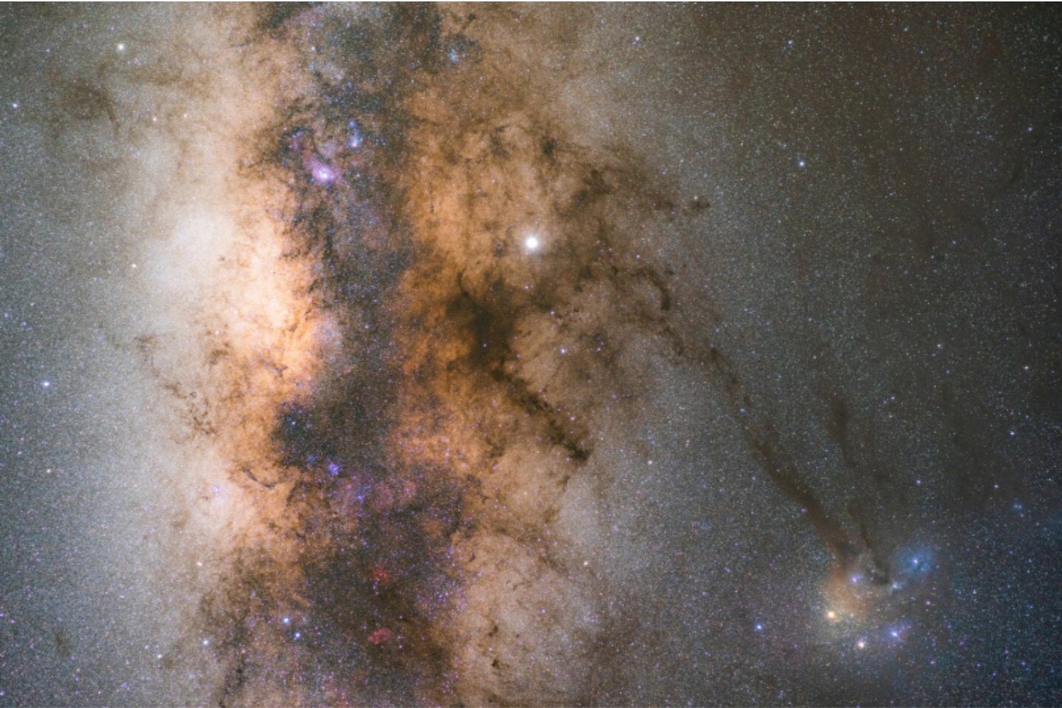 “Cosmic Latte”: así se llama el sorprendente color promedio del Universo