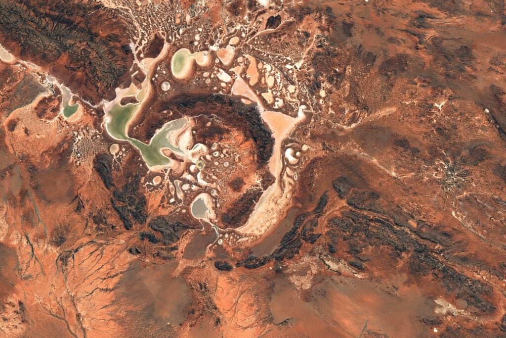 Un geólogo exploraba Google Earth y encontró un círculo perfecto de 260 metros en Australia: años después descubrieron que escondía un meteorito