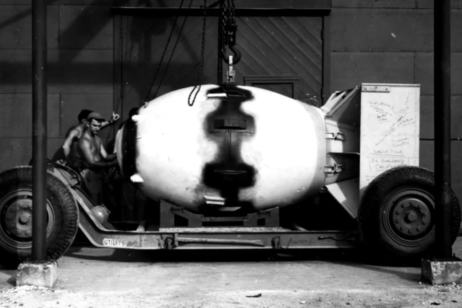 ¿Quién inventó realmente la bomba atómica? La historia del proyecto secreto que cambió el mundo para siempre