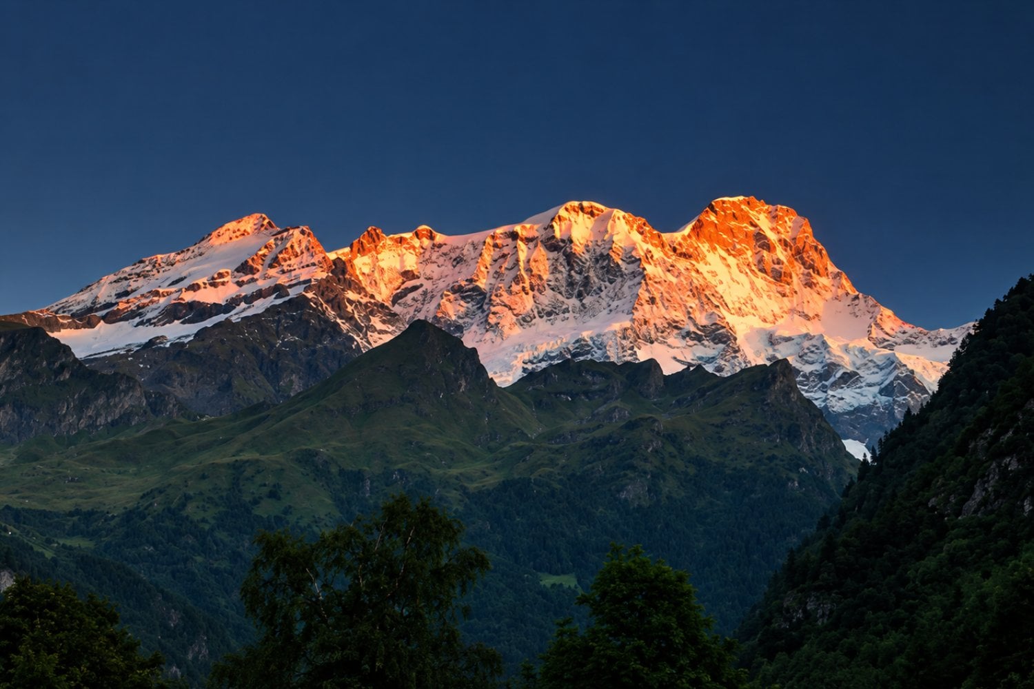 Los Alpes no siempre fueron montañas: hace millones de años había un océano donde hoy se levantan algunas de las cumbres más altas de Europa
