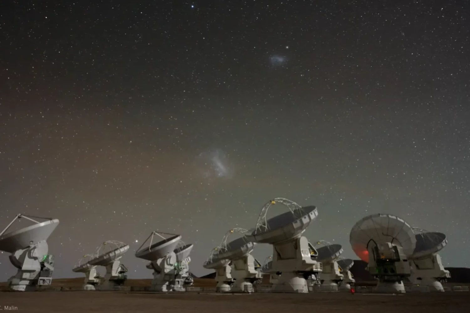 El Sol arrancó hasta 27 metros de la superficie del cometa 3I/ATLAS y reveló nuevas pistas sobre su origen