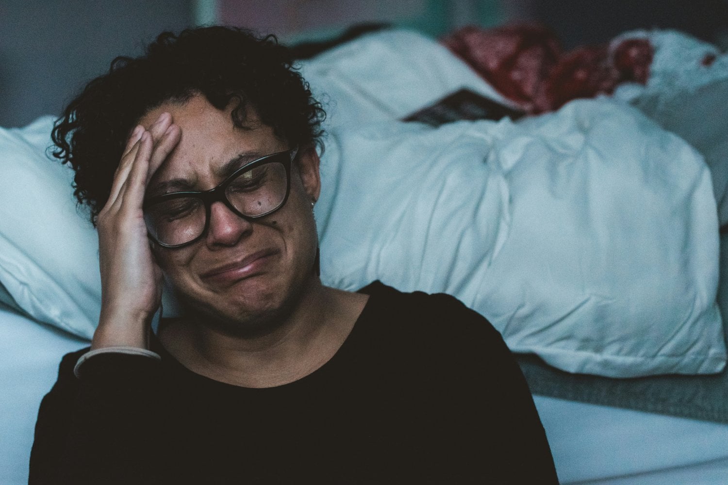 La depresión no siempre se manifiesta con tristeza: estas son las señales silenciosas que muchas personas pasan por alto