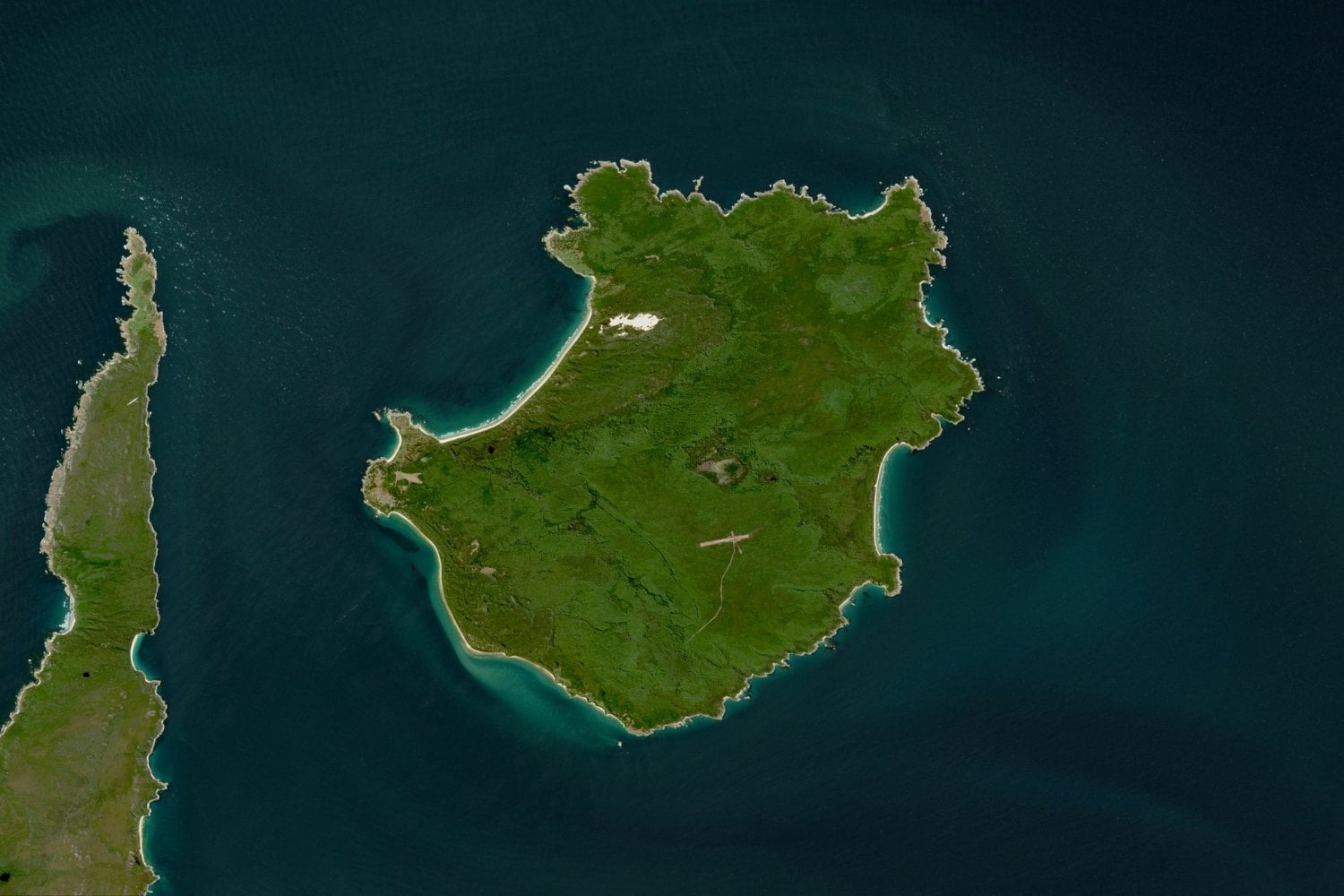 Three Hummock Island