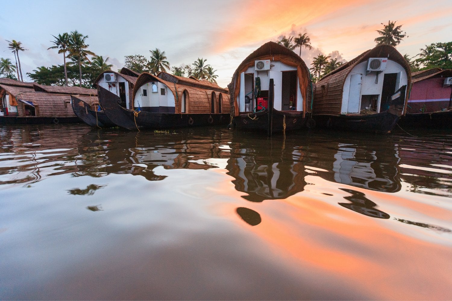 Canales En India