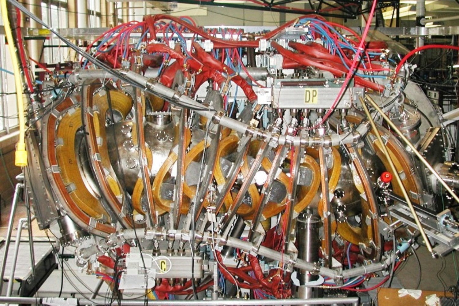 Stellarator