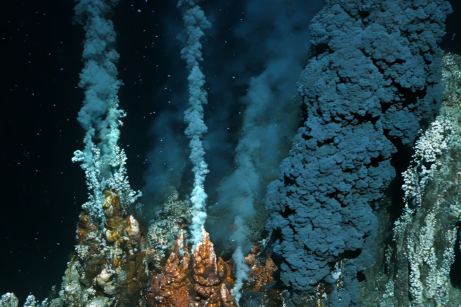 Volcan Submarino